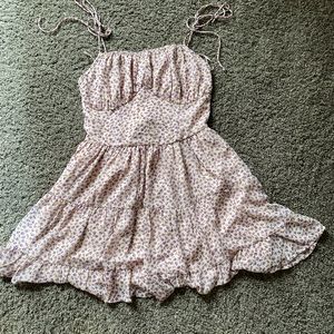 Isabelle’s cabinet dress